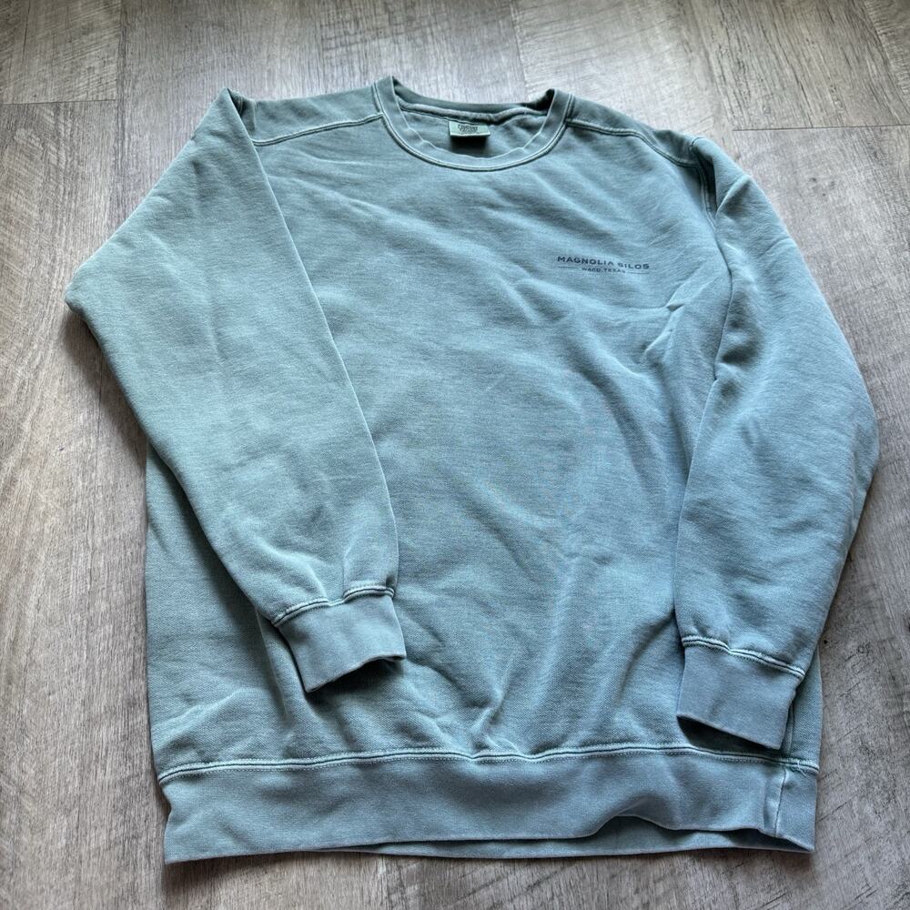 Magnolia Womens Sweatshirt Joanna Gaines The Silos Green Comfort Colors Medium - Picture 3 of 8